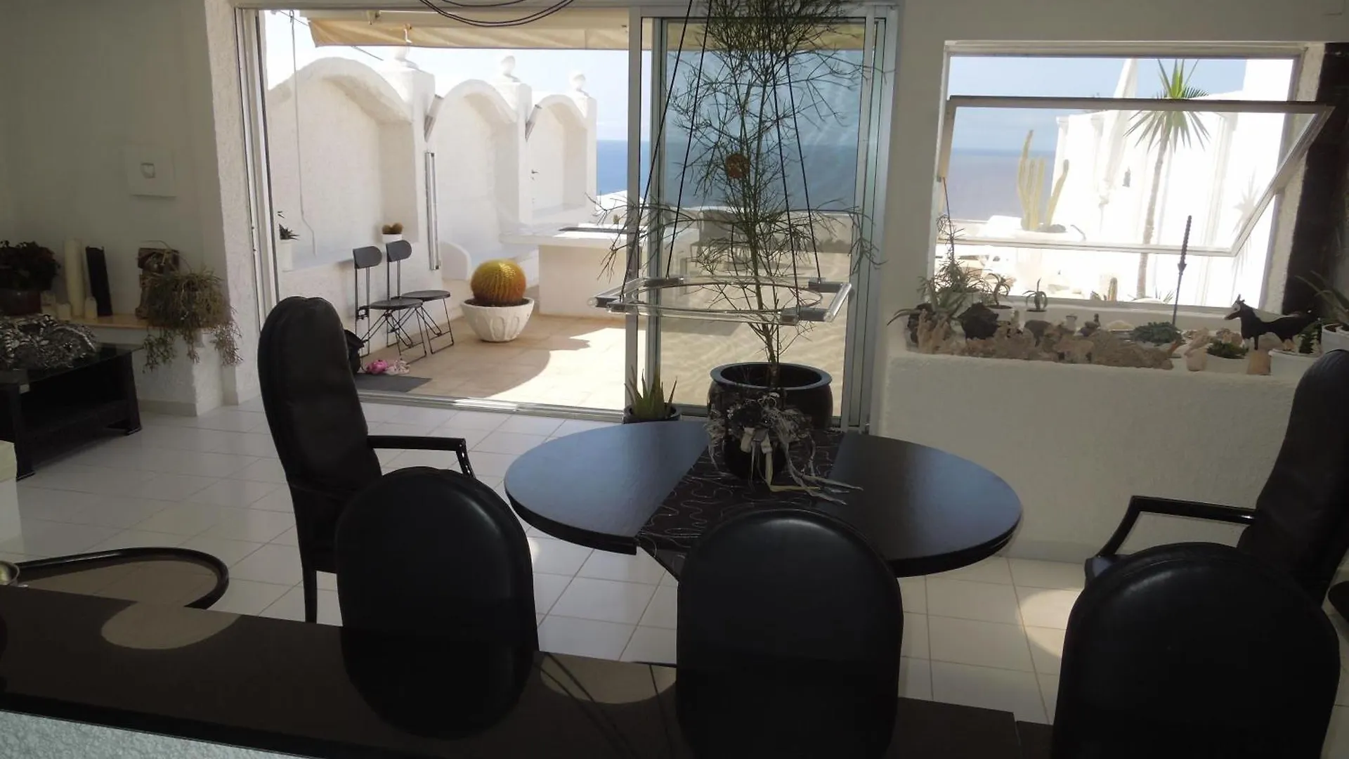 Luxurioese Ferienhaus Mit Terrasse Santa Cruz de Tenerife 0*,  Spain